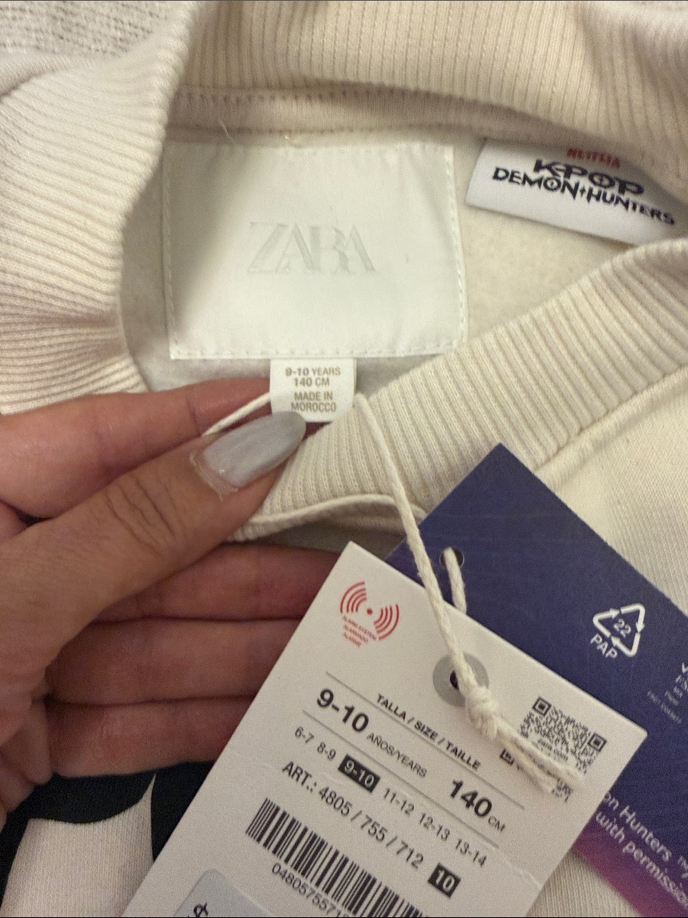 Zara Cream KPOP Demon Hunters Graphic Sweatshirt with Purple Print - Picture 2 of 3